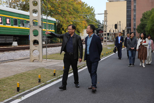 轨道交通国际共享实训基地调研