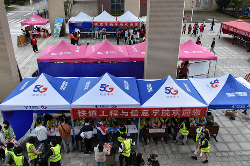 ZYX_6918
