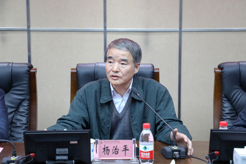 杨治平特写