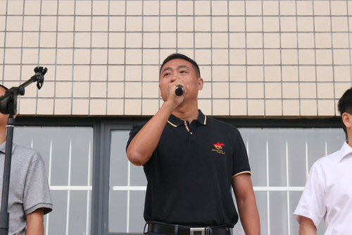 学院党委委员、工会主席邵建平发表题为《谈谈自由》国旗下讲话