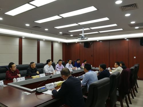 与南宁轨道交通集团有限责任公司洽谈校企合作